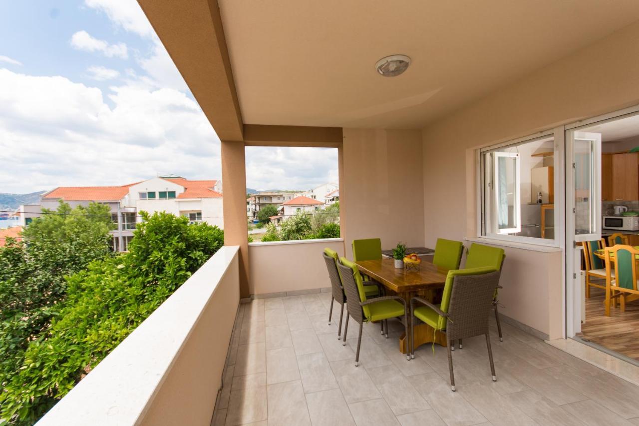 Apartments Ploka Трогир Экстерьер фото