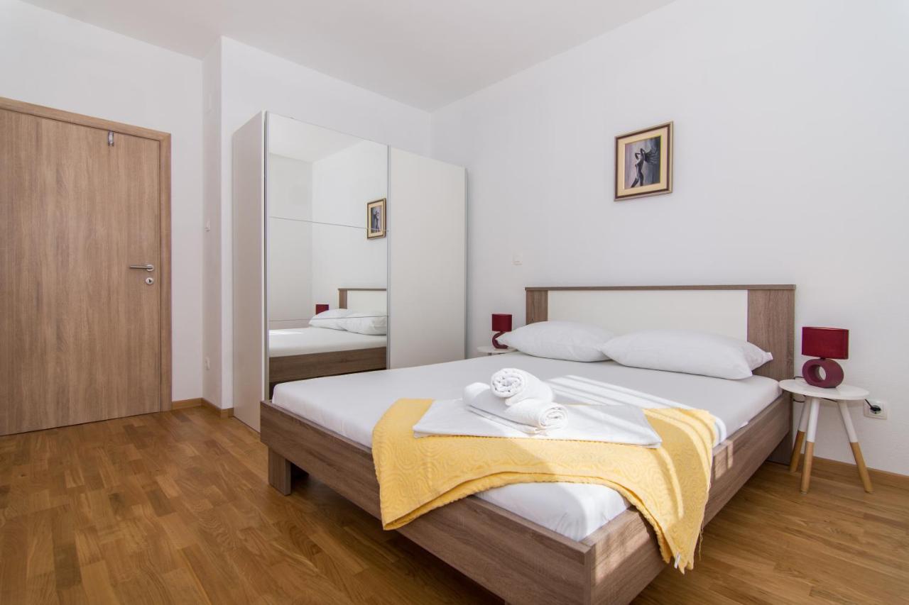 Apartments Ploka Трогир Экстерьер фото